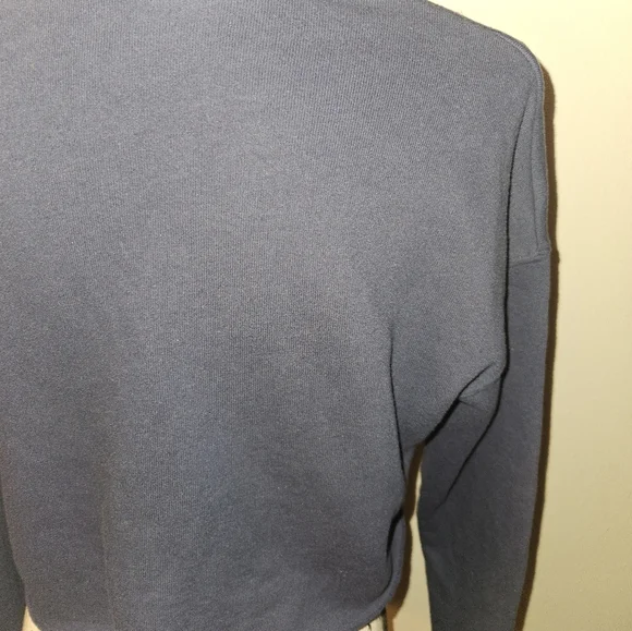 Hard Rock Las Vegas Womans Cropped Long Sleeve Sweatshirt Size M - Picture 7 of 10